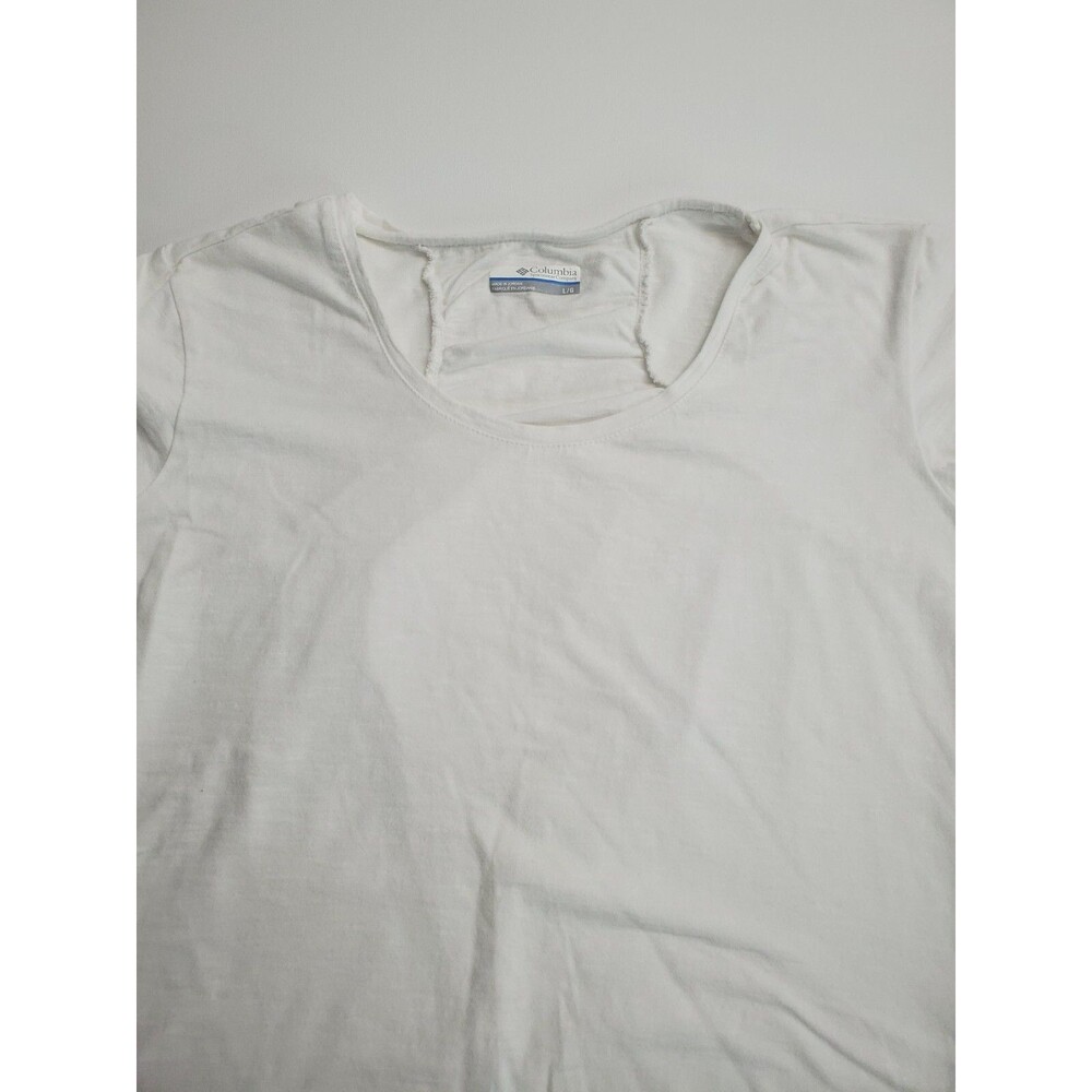Columbia Sportswear Women's Short Sleeve Solid White Casual Blouse, Large‎
